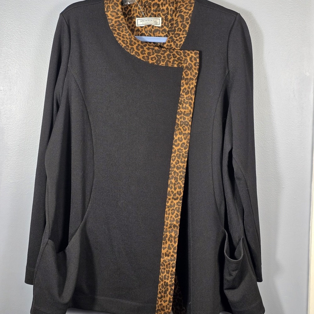 Simonton Says 1X Black Knit Jacket Leopard Trim Open Front Statement Collar
